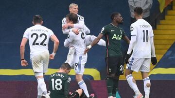 Leeds United's English striker Patrick Bamford (C) celebrates scoring his team's second goal during the English Premier League football match between Leeds United and Tottenham Hotspur at Elland Road in Leeds, northern England on May 8, 2021. (