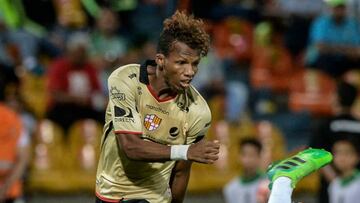 Guillermo Almada, técnico del Barcelona de Guayaquil, expresó que la salida del defensa ecuatoriano está prácticamente amarrada.