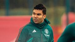 Casemiro, jugador del Manchester United, vuelve a los entrenamientos con el grupo.