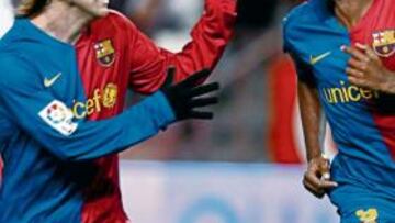 <b>PAREJA. </b>Leo Messi y Samuel Etoo celebran un gol del Barcelona en el Camp Nou. Hoy volverán a ser titulares, ante el Numancia.