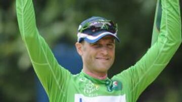 Petacchi gana la etapa y Gilbert sigue líder