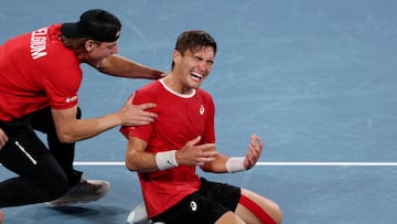 Tennis - Davis Cup - Qualifiers - Second Round - Australia v Belgium - Ken Rosewall Arena, Sydney, Australia - September 14, 2025 Belgium's Raphael Collignon celebrates winning his singles match against Australia's Aleksandar Vukic REUTERS/Hollie Adams TPX IMAGES OF THE DAY
