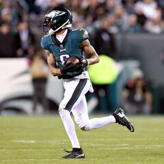 How many times have the 49ers and the Eagles met in the NFL playoffs? What is their record?