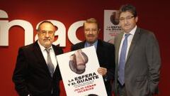 Julio César Iglesias presentó su libro 'La esfera y el guante'