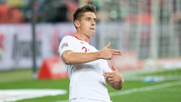 Krzysztof Piatek marc&oacute; con Polonia ante Portugal.