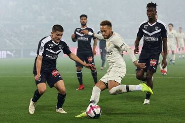 Pelé: "Neymar's diving is difficult to defend"