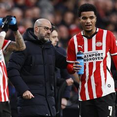 Malik Tillman se alista para regresar con el PSV ante el Ajax