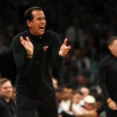 How much money does Miami Heat head coach Erik Spoelstra make a year?