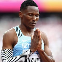 Sigue el lío con Makwala: hará una serie de 200 en solitario