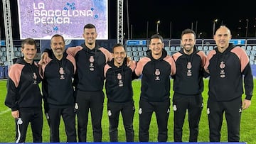 Jordi Gonzlez (segundo por la izquierda), en la reciente presentacin del ftbol base del Espanyol.