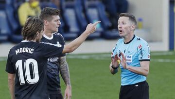 Así le fue al Atlético y al Real Madrid con Hernández Hernández, el arbitro del derbi