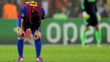 Messi se lamenta después de fallar el penalti.