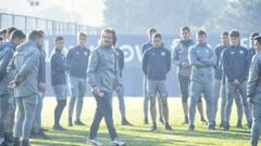 San Lorenzo viene por un lateral chileno