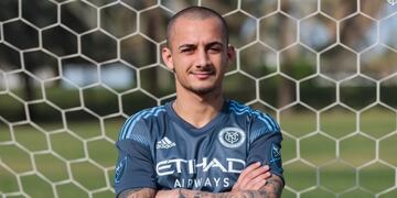 El jugador rumano de 24 años llega a NYCFC con la tarea de suplir a David Villa. La tarea principal de Mitrita será la distribución y creación de juego.