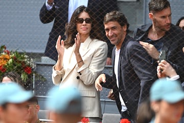 Mamen Sanz y Raúl González asisten al partido entre Rafa Nadal y el argentino Pedro Cachín del Mutua Madrid Open.