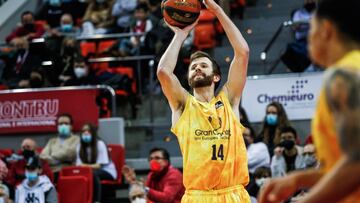 La puntería de Shurna sentencia al Casademont Zaragoza