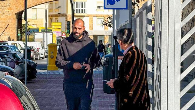 El Cádiz, Hacienda y comisiones