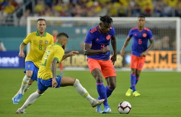 Brasil y Colombia empataron 2-2 en el Hard Rock Stadium. Luis Fernando Muriel anotó doblete, Neymar y Casemiro marcaron para el rival.