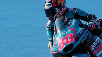 JEREZ DE LA FRONTERA (CÁDIZ), 26/04/2025.- El piloto colombiano de Moto2 David Alonso (CFMOTO Gaviota Aspar Team), durante el segundo entrenamiento libre para el Gran Premio de España de Motociclismo este sábado en el Circuito de Jerez-Ángel Nieto de Jerez. EFE/José Manuel Vidal