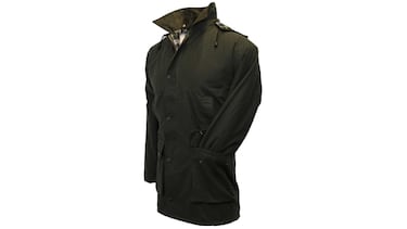 No es de Barbour, pero es igual de elegante y resistente: esta es la chaqueta encerada que no puede faltar en tu armario