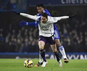 El volante colombiano se devoró cada metro de la cancha del Stamford Bridge. 