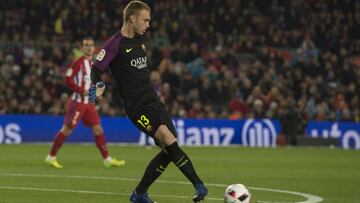 Jasper Cillessen en una acción en el encuentro de vuelta de semifinales de la Copa del Rey.