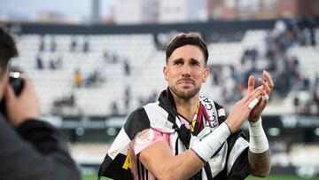 Marc se despidió de la afición al concluir el choque.