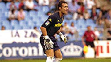 <b>UN META INFRANQUEABLE</b>. César Láinez está siendo decisivo en la buena trayectoria del Zaragoza.