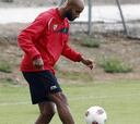 Kanouté cumple 34 años con dos récords en mente