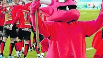 <b>SERÁ UN INFIERNO. </b>Dimonio, la mascota del Mallorca, no faltará hoy a la cita en el Ono Estadi, que se volcará con su equipo en busca de la final de la Copa del Rey.