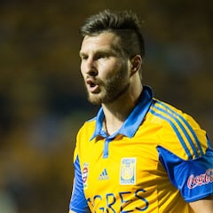 Olympique de Marsella celebra el 5 de mayo con un André-Pierre Gignac cantador; desde Juan Gabriel hasta Luis Miguel