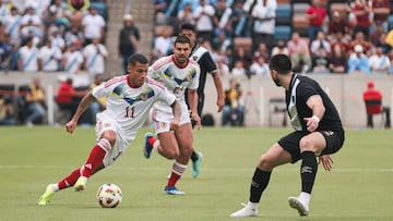 Darwin Machís y Nicolás Samayoa en el amistoso Guatemala vs. Venezuela.