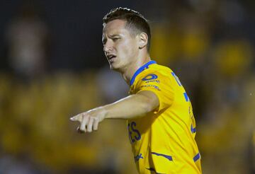 (FILES) In this file photo taken on August 18, 2021 Tigres' Florian Thauvin celebrates after scoring against Queretaro during the Mexican Apertura 2021 football tournament match at the Universitario stadium in Monterrey, Mexico; (Photo by Julio Cesar AGUILAR / AFP)