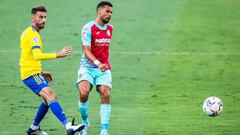 Jose Mari Martin of Cadiz and Francis Coquelin of Villarreal during LaLiga, football match played between Cadiz Club Futbol and Villarreal Club de Futbol at Ramon de Carranza Stadium on October 25, 2020 in Cadiz, Spain.
 
 AFP7 / Europa Press / Europa Pre