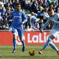 Iago Aspas levanta el pie para poder jugar este sábado