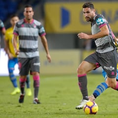 La afición de Las Palmas se divide en la despedida del curso