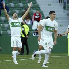 Manu Vallejo reta al 'animal' Lucas Boyé en un duelo vital