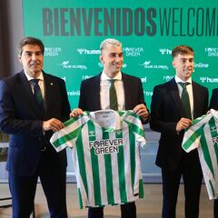 Iker Losada y Marc Roca, presentados: “Voy a aprender todo de Isco”