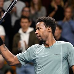 Monfils iguala una marca de longevidad de Nadal