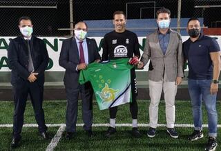 El portero Sergio Aragoneses, en activo con 43 años, años después de superar un cáncer dos veces