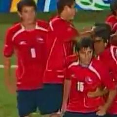 El olvidado golazo de Aránguiz en el Sudamericano 2009