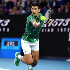 Djokovic no da opción a Raonic y se enfrentará a Federer