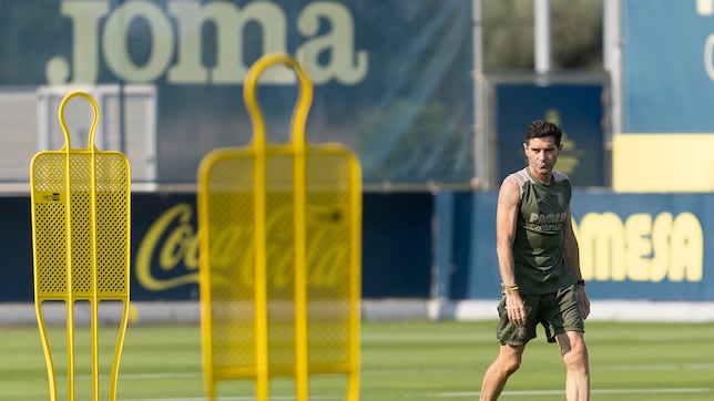 Marcelino: “Arriba tenemos que firmar futbolistas, y en eso estamos”