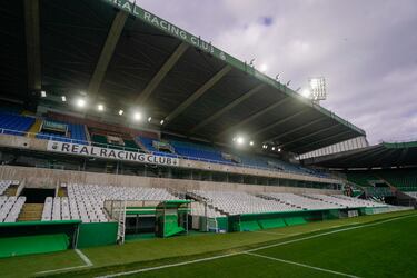 El Racing presume de luces a la espera de recibir el proyecto de remodelaci¨®n de El Sardinero