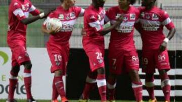 Los jugadores del Toulouse celebran uno de los goles conseguidos esta noche.