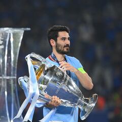 Which players could leave Manchester City this summer? Gundogan, Silva...