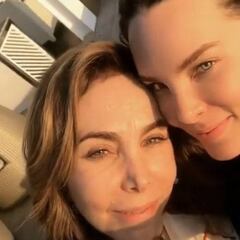 Maquillista comparte experiencia trabajando con Belinda y su mamá