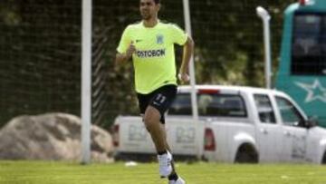 Pablo Velásquez sufrió un golpe en el entrenamiento