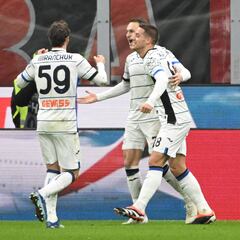 La Atalanta elimina al Milan de Jovic y Álex