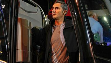 13/11/22 PARTIDO UNICO COPA DEL REY
PRIMERA RONDA
UD ALZIRA - ATHLETIC BILBAO
AUTOBUS AUTOCAR ERNESTO VALVERDE